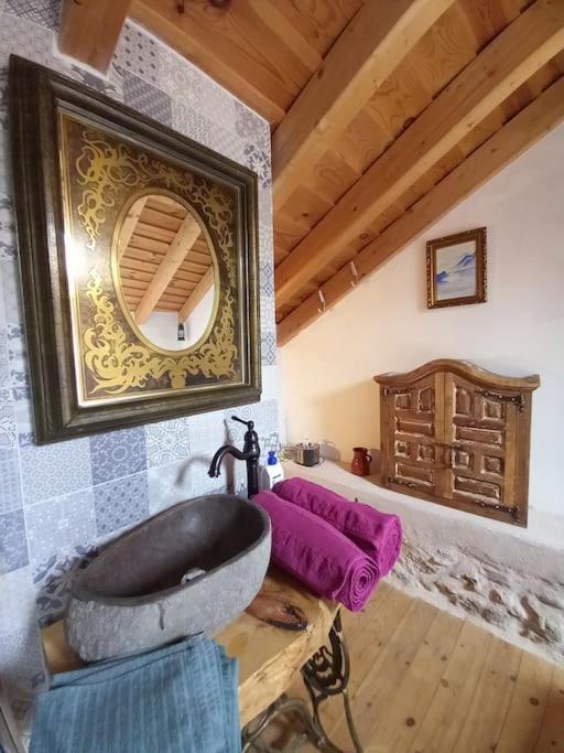 Casita Con Encanto Tranquilidad Villavieja Del Lozoya Wi-Fi En Sierra De Madrid Y A 50 Minutos De Capital Екстериор снимка